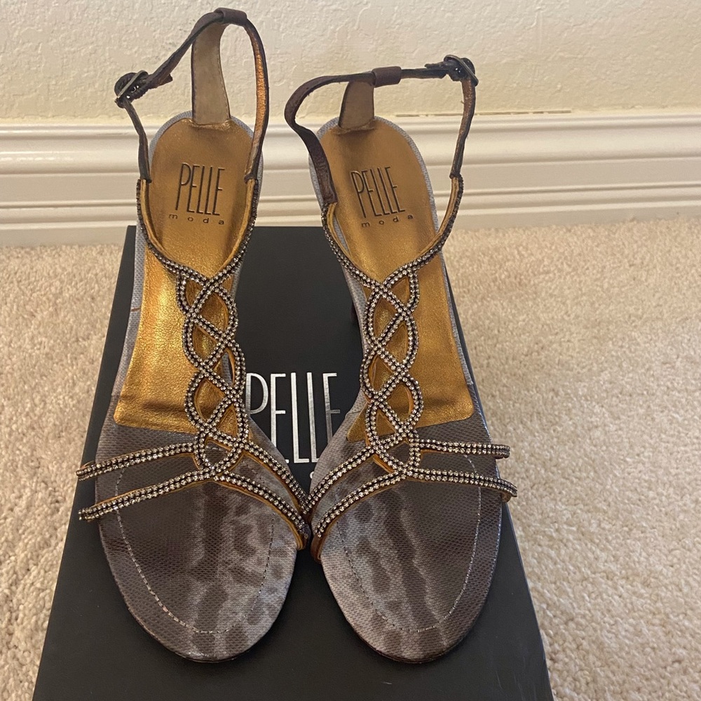 Cute Pelle Moda jeweled heels. Size 8.